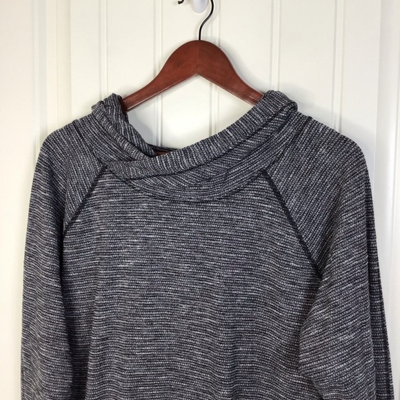 Lululemon Healthy Heart Pullover in Coco Pique Black White Size 8. - Picture 3 of 7